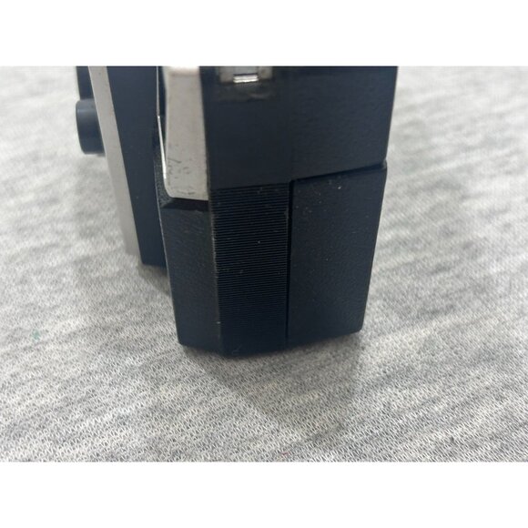 Kodak Instamatic X-30  Camera Black f11/43mm Lens  1971 - Picture 8 of 10